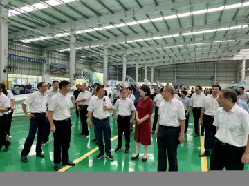 省委常委、统战部部长黄兰香考察调研山河科技